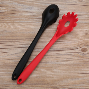 硅膠餐具有什么優(yōu)點(diǎn)，硅膠制品知識科普【行業(yè)百科】