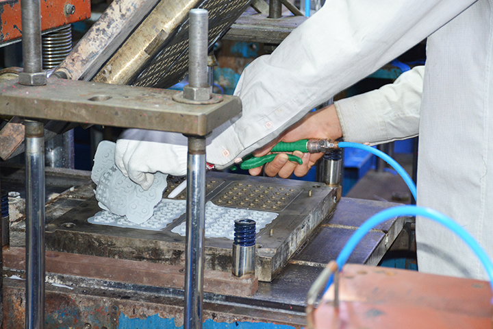 模壓成型工藝,模壓成型工藝的優缺點 模壓成型工藝,模壓成型工藝的優缺點