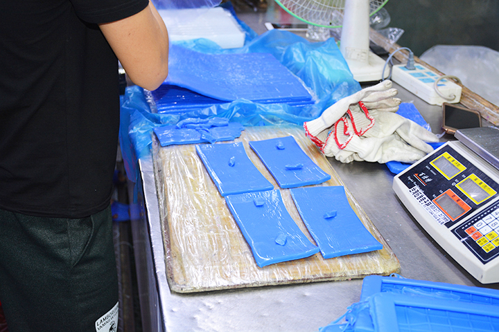 硅膠制品的生產(chǎn)工藝流程是怎樣的,硅膠制品是怎么生產(chǎn)出來的 硅膠制品的生產(chǎn)工藝流程是怎樣的,硅膠制品是怎么生產(chǎn)出來的