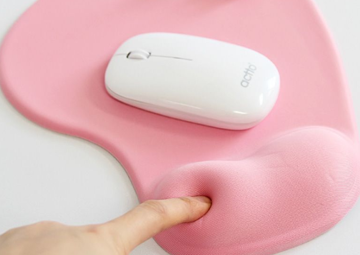 硅膠鼠標墊的特點,硅膠鼠標墊好用嗎,硅膠鼠標碗墊貴嗎 硅膠鼠標墊的特點,硅膠鼠標墊好用嗎,硅膠鼠標碗墊貴嗎