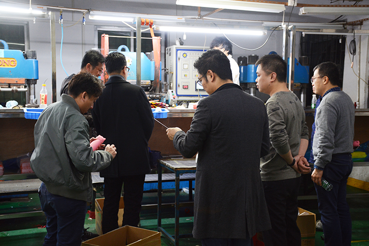 參觀偉順生產車間2 參觀偉順生產車間2