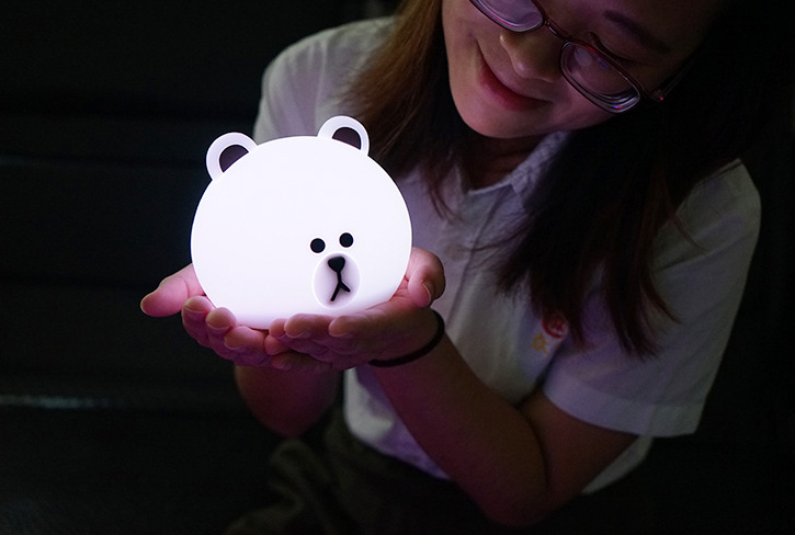 硅膠床頭燈定制,定做硅膠床頭燈廠家,東莞硅膠床頭燈定制工廠 硅膠床頭燈定制,定做硅膠床頭燈廠家,東莞硅膠床頭燈定制工廠