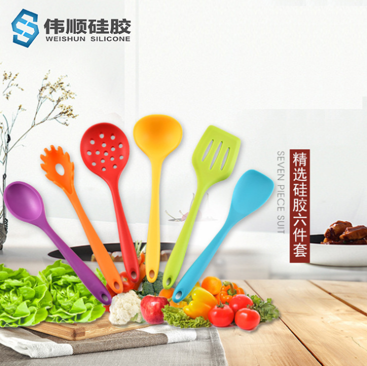 硅膠廚具為什么要模壓生產(chǎn)，看完你就知道了[今日資訊]